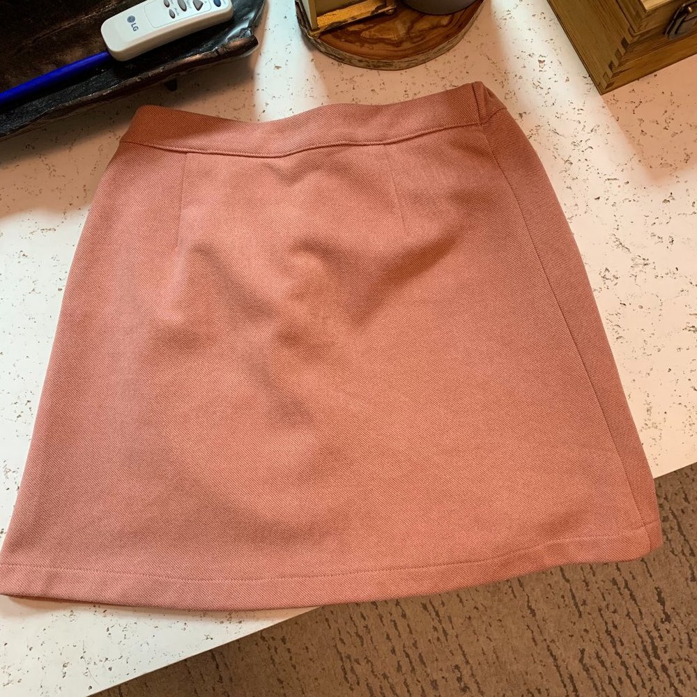 Brand New Few Moda Pink Salmon Mini Skirt Size Large, Stretchy Denim Fabric